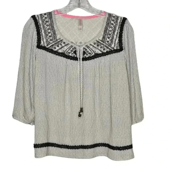 Witchy Gothic Retro Black White Boho 3/4 Sleeve Rayon Blouse Lace Detail M - Picture 10 of 10